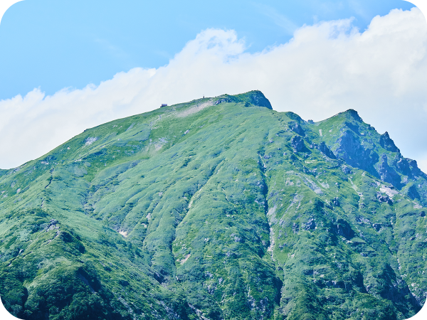今日の谷川岳画像
